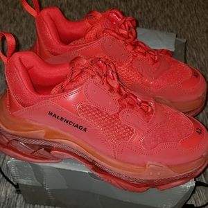 TRIPLE S CLEAR SOLE SNEAKER